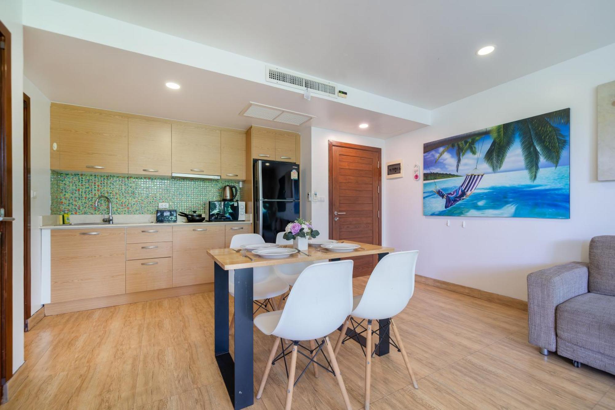 Jungle View E107 For 3 In Sea View Karon Papillon